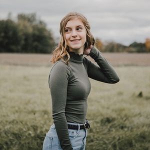 Meet your Posher, Loral